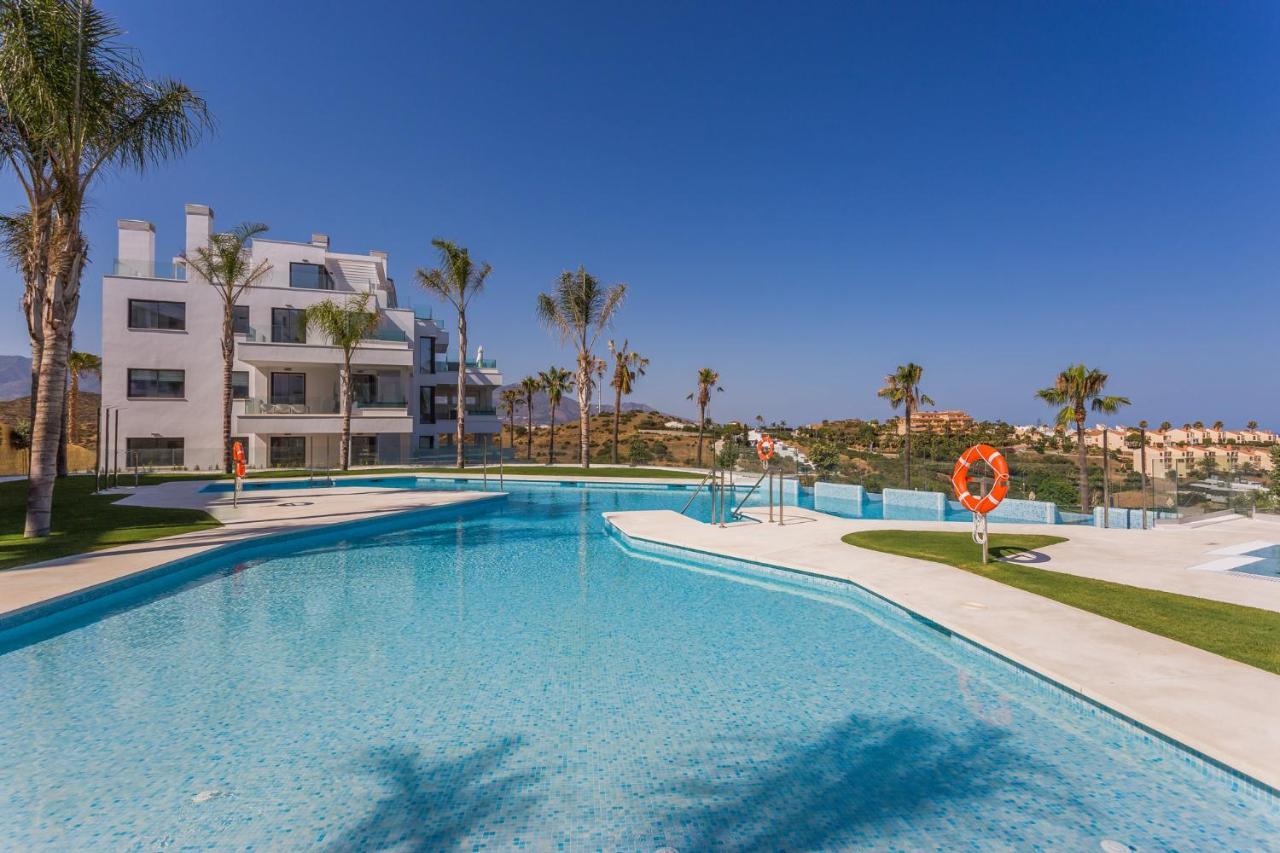 2Br Luxury - Santa Barbara Heights, Good Wifi & Ac Appartement La Cala De Mijas Buitenkant foto