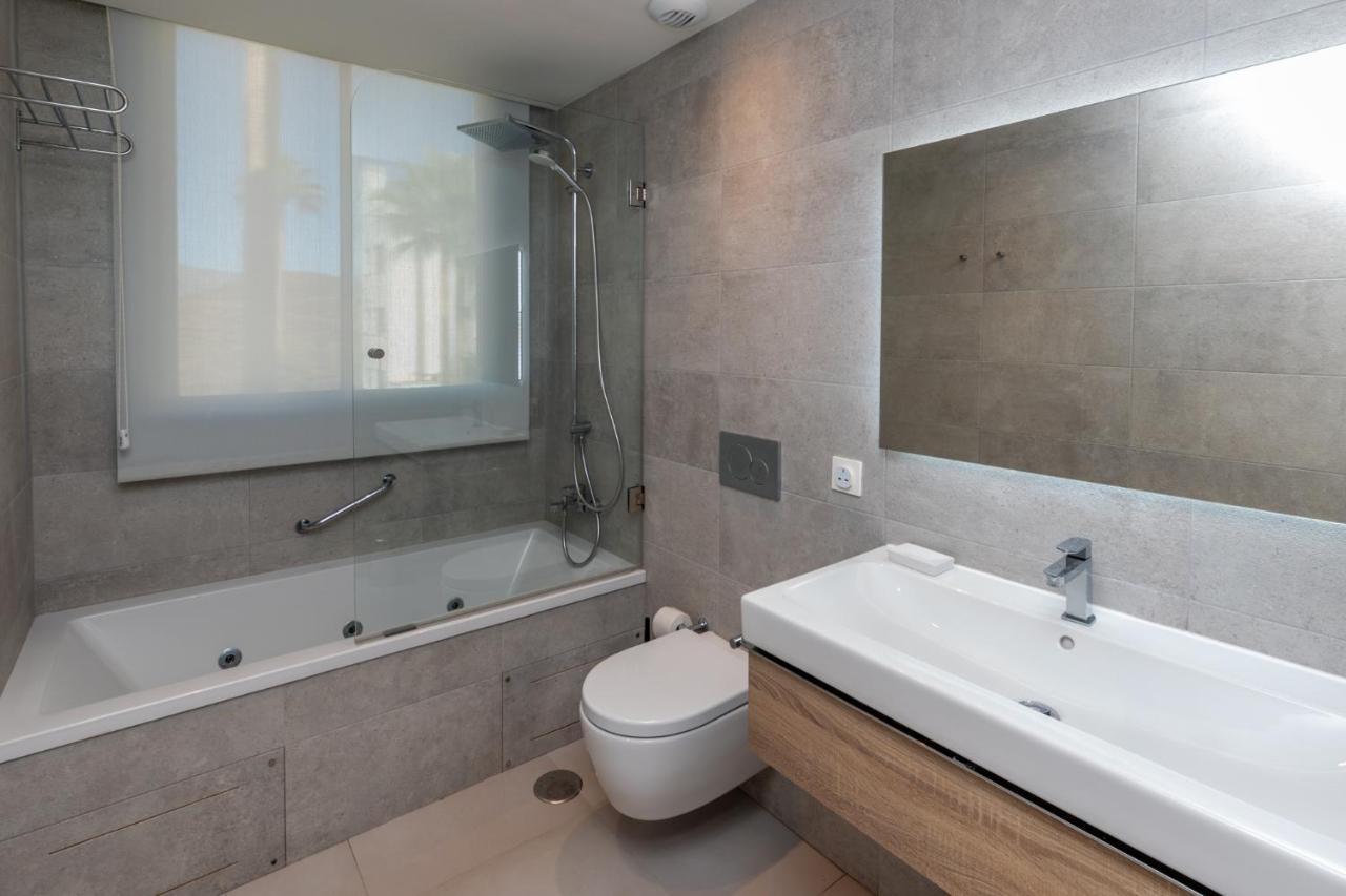 2Br Luxury - Santa Barbara Heights, Good Wifi & Ac Appartement La Cala De Mijas Buitenkant foto